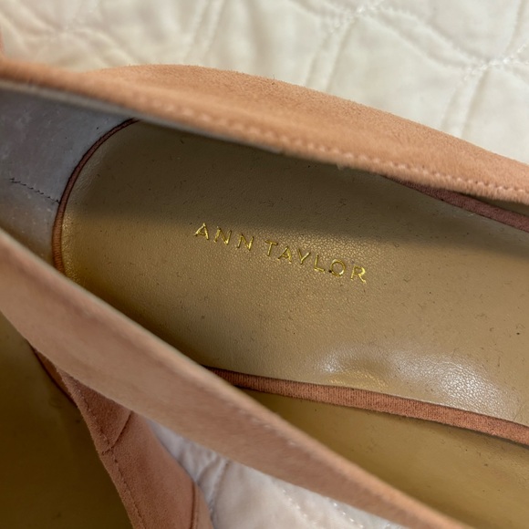 ANNE TAYLOR Pink Suede Kitten-Heel Shoes - Picture 4 of 8